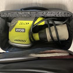 RYOBI Corner Cat Sander w Storage Case