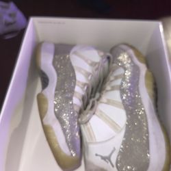 jordan 11 metallic Silver
