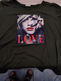 Olive shirt with lady, size 1X