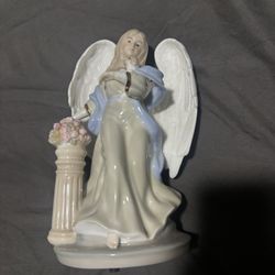 Collectible angel Figurine