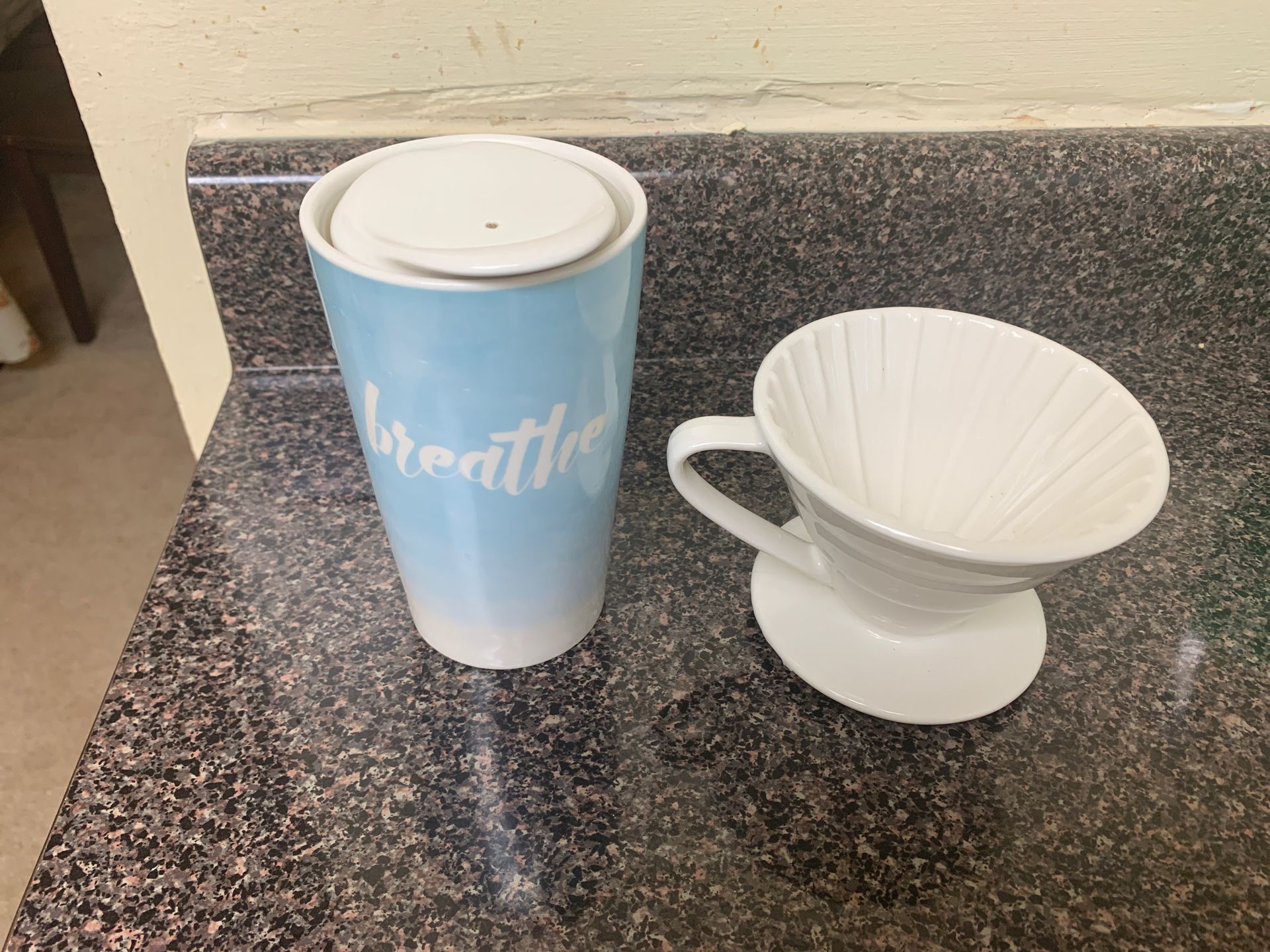 To-go mug and coffee filter