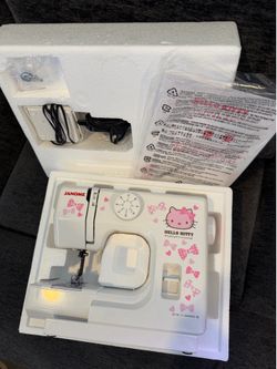 Janome Hello Kitty Sanrio KT-W Compact Sewing Machine New In Box Japan Import