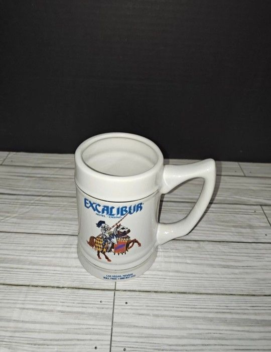 Excalibur Hotel Casino Vintage Tall Beer Coffee Tea Mug Knight Horse Emerald Co