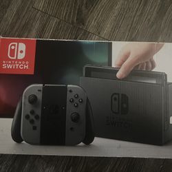 Nintendo Switch ( Like New Conditions ) Unpatched
