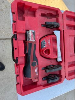 Milwaukee Pro press M12