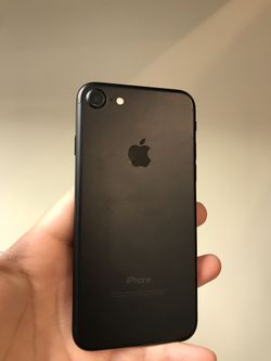 iPhone 7 128GB Factory Unlocked