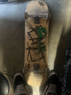 Skateboard