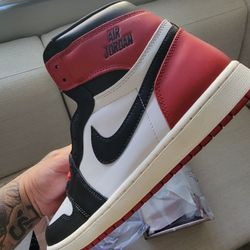 Air Jordan 1 OG High Black Toe