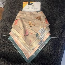 Copper Pearl Cheyenne Bandana Bib Set