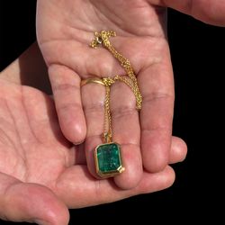 14K Yellow Gold 11.36 Ct Zambian Emerald Pendant IGI Certified