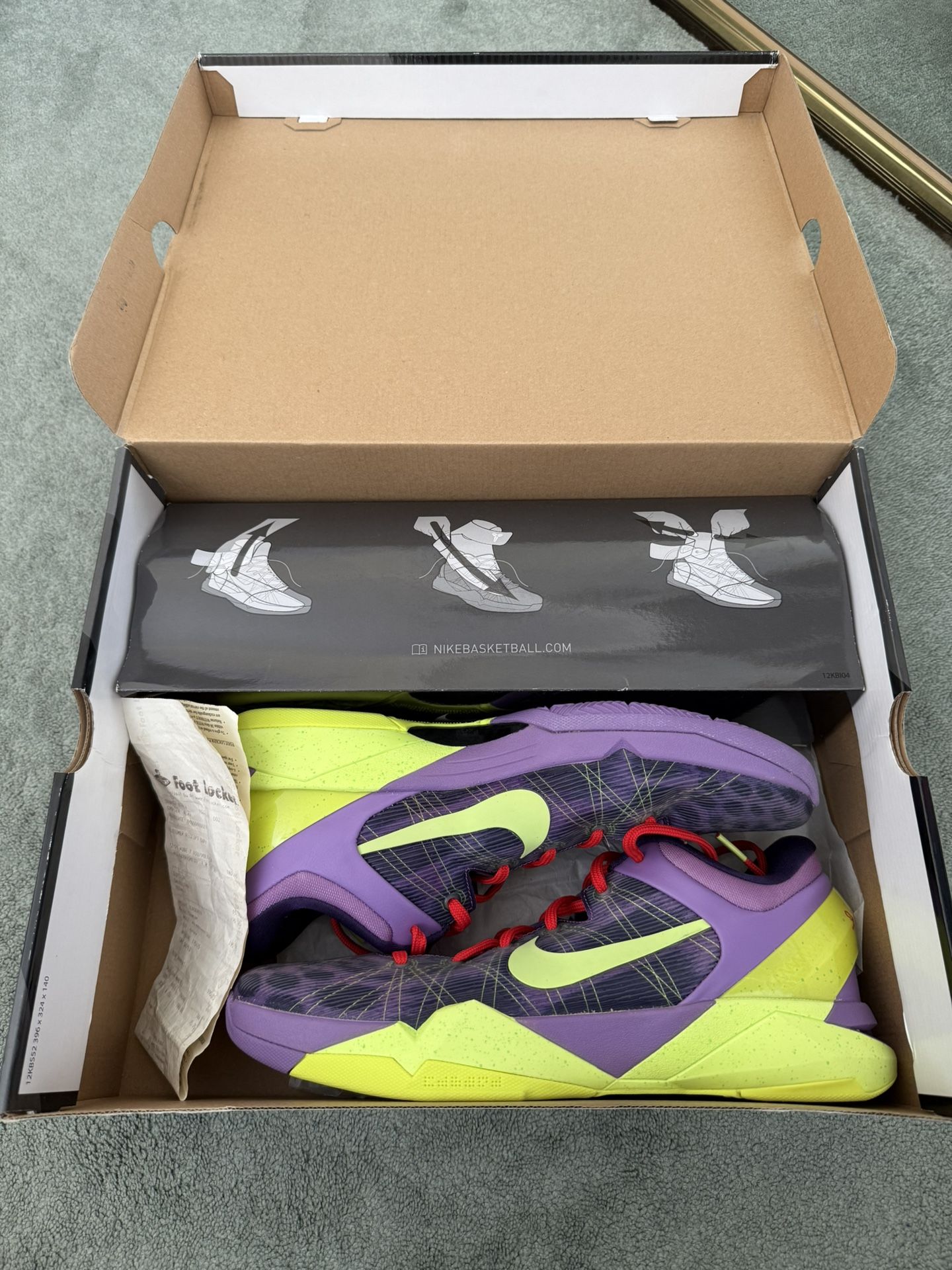 Nike Zoom Kobe 7 Supreme 'Christmas'