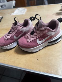 Nike 11c pink shoes