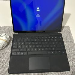 2019 Microsoft Surface Pro X SQ1 13" 8GB/250GB Black win11 Home model 1876