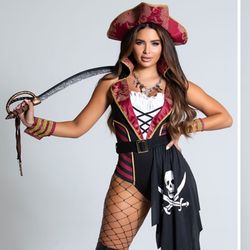 Costume