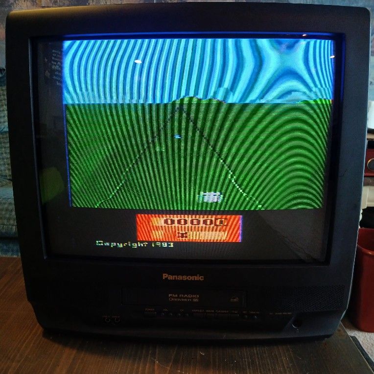 Vtg Panasonic Omnivision PV-C2023 CRT TV/VCR/FM Radio Retro Gaming Television