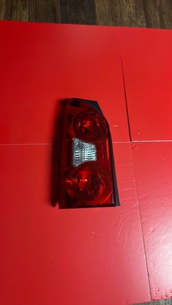 2005 - 2008 Nissan Xterra Rear Left Driver Side Tail Light OEM