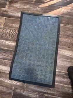 Rubber bottomed rugs 30”x18”