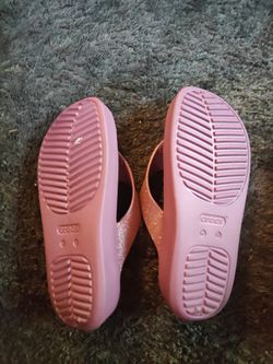 Crocs Pink Glitter Platform Sandals Women's Size 11 Wide Like New