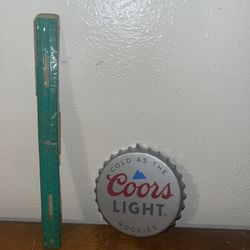 Coors Light Metal Bottle Cap Decoration 