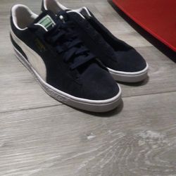 Puma Peacoat Navy Blue Pumas Suede