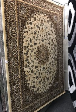 Premium Area Tug with Traditional Medallion Design, 5x7’