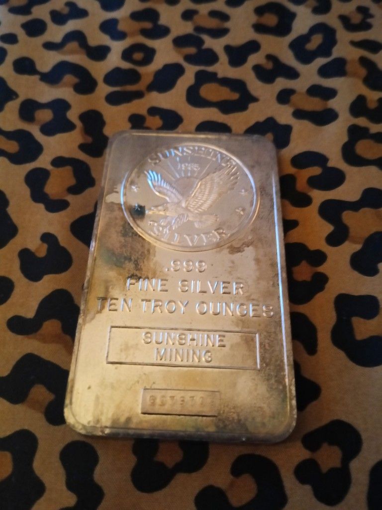 HURRY AND GET 10 TROY OUNCES