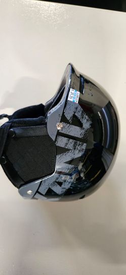 Ski helmet