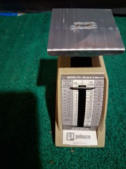 Pelouze scale vintage  made in USA