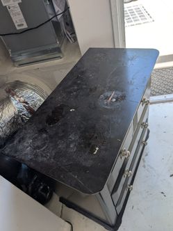 Free chest of drawers