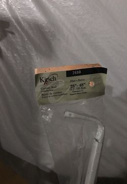 Curtain Rods 6 total 28-48 in