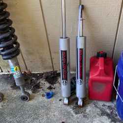 Chevy 2500 Rear Shock Rough Country 