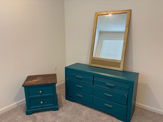 Bedroom furniture. Dresser, nightstand, and mirror.