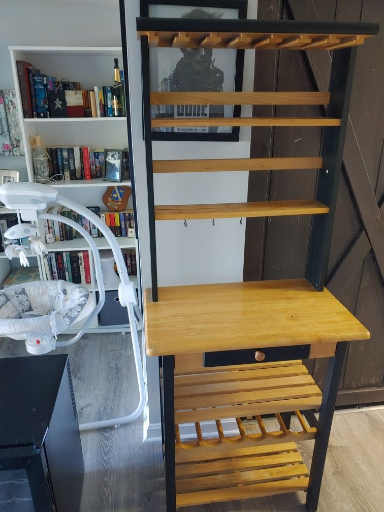 Wood wine rack/bar shelf