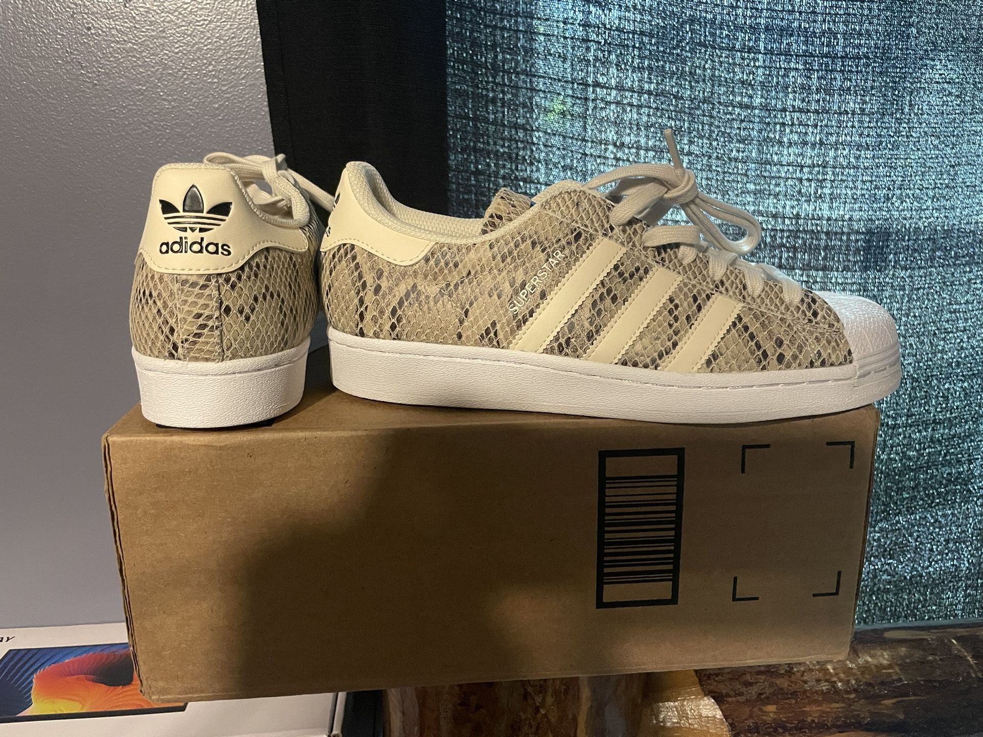 adidas Originals Superstar Sneakers for Women Size 8