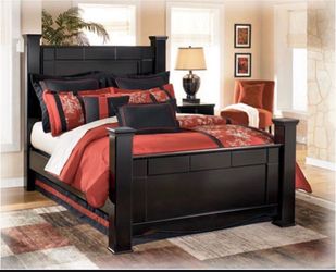 Ashley Furniture Shay Queen Size Bed Frame Black