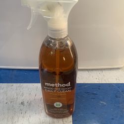 Pack of 7 Method Daily Wood Cleaner, Almond, Plant-Based Formula That Cleans Shelves, Tables and Other Wooden Surfaces cleans grease, grime