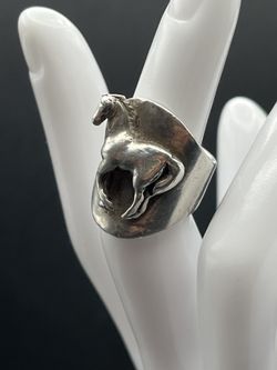 Cowboy Horse Ring  