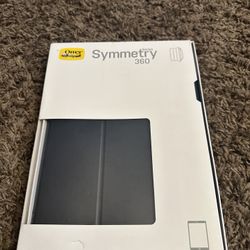iPad (7th, 8th, and 9th gen) Symmetry Series 360 Case