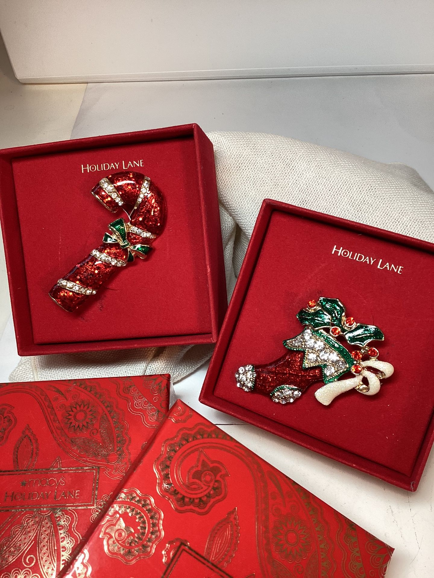 Set Of Two New In Box Large Macys Sparkly Rhinestone Enamel Holiday Brooches