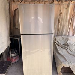 Samsung Refrigerator 