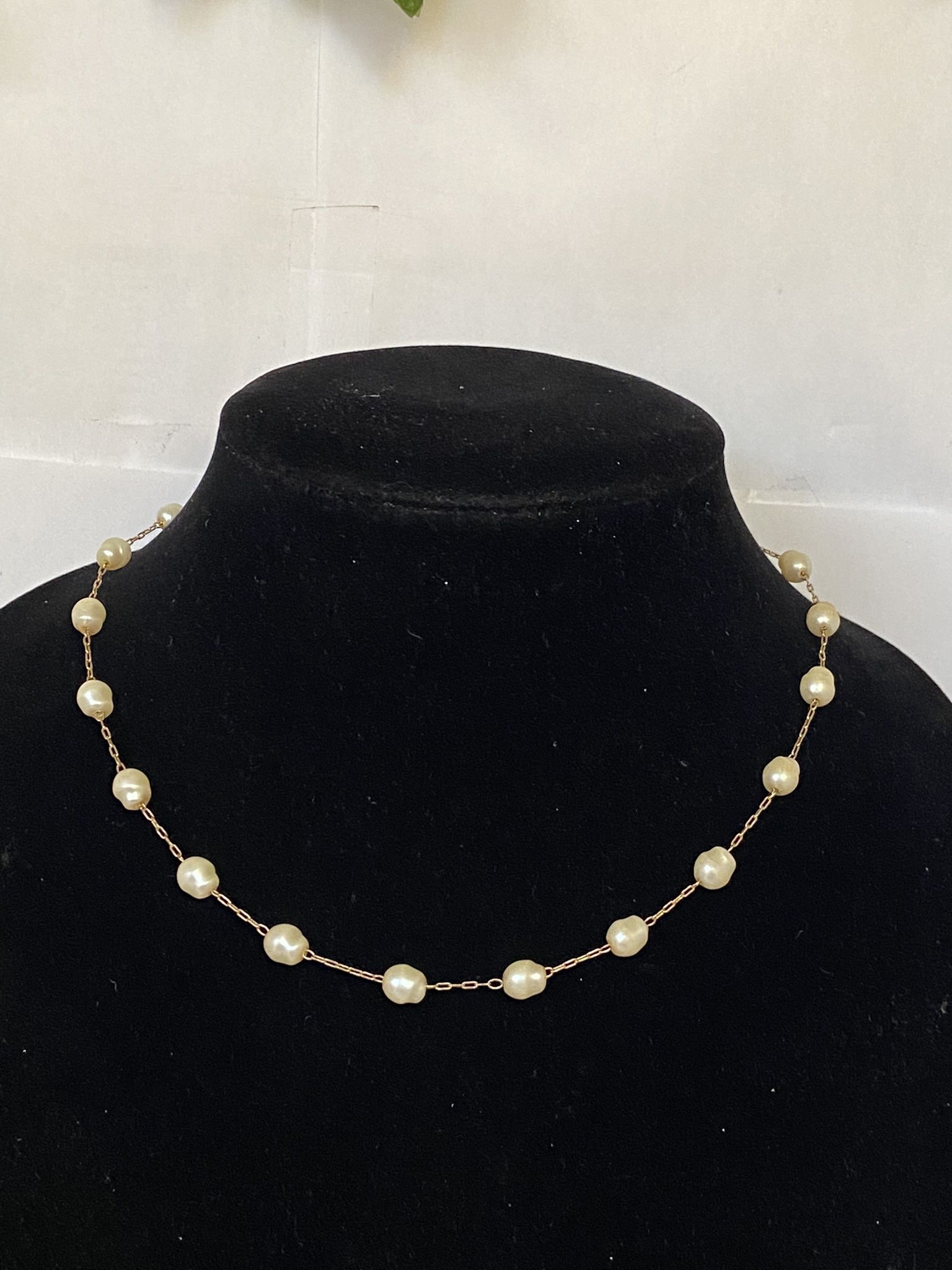 Simply Beautiful Freshwater Pearls With Gold Plated Hardware 
