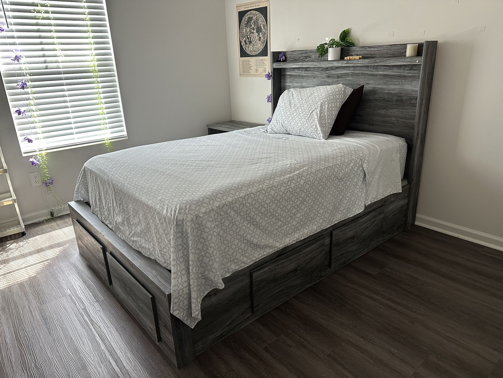 Full Size Bedroom Set