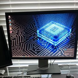 Triple Monitor Dell PC