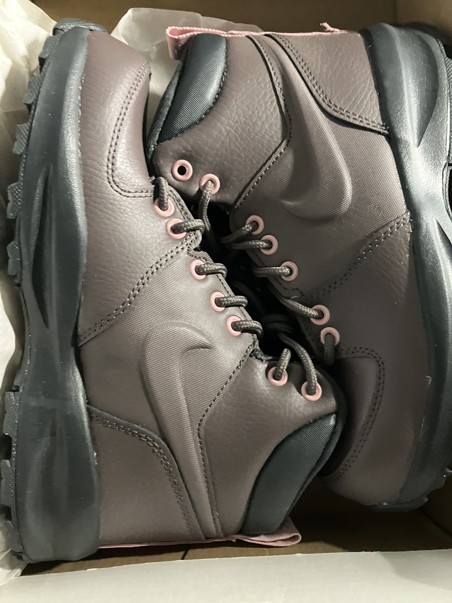 Kids Nike Manoa Boots