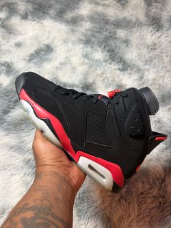 Jordan 6 size 9.5