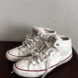White Converse Chuck Taylor High-Tops – Men’s Size 7 Classic Style