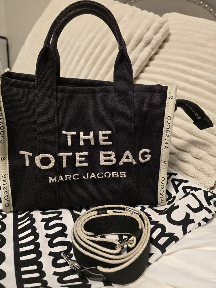 Marc Jacobs Tote Bag- Medium Size