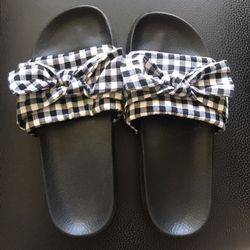 NEW Women’s Sandals