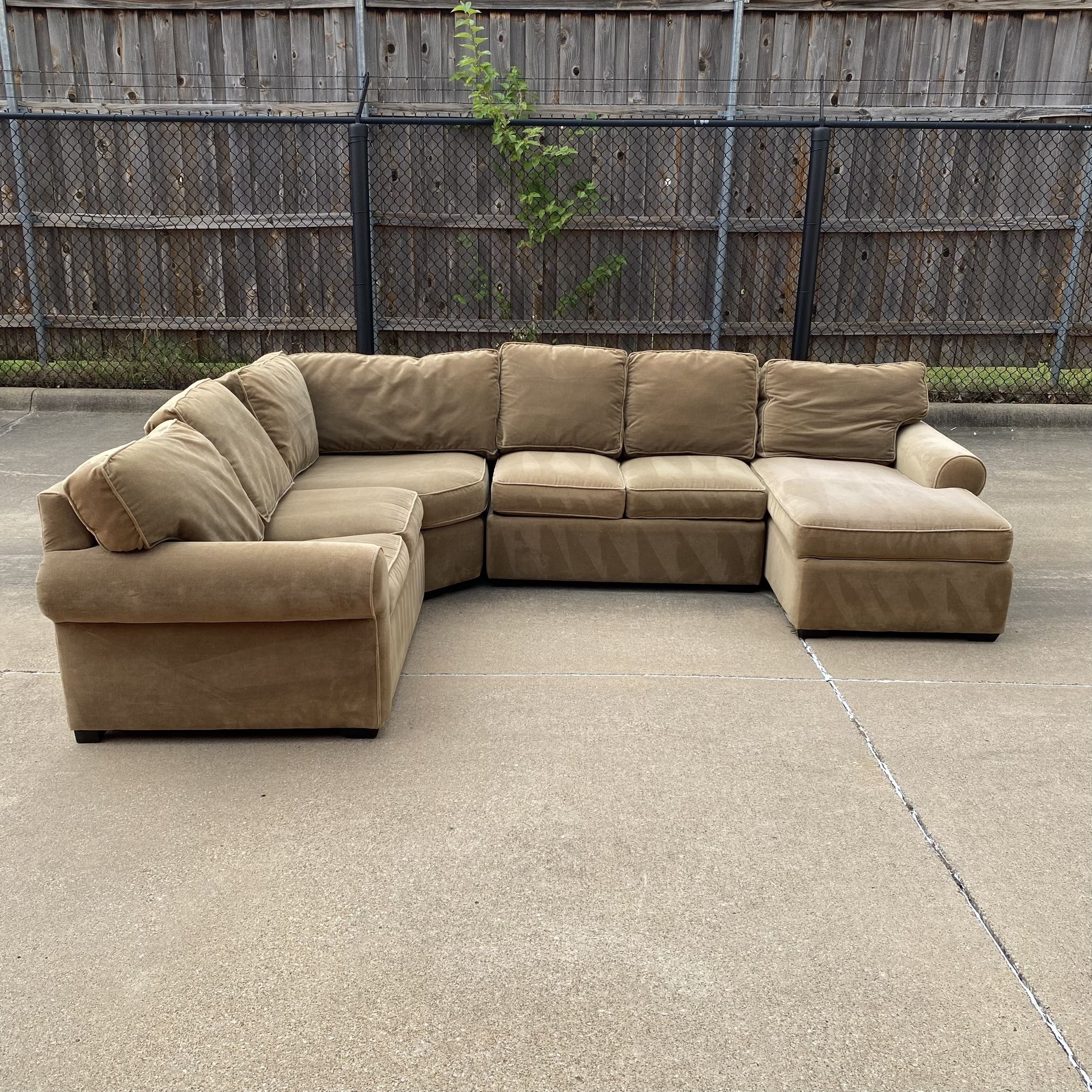 Big Sectional Sofa Delivery Available for Sale in Arlington TX OfferUp