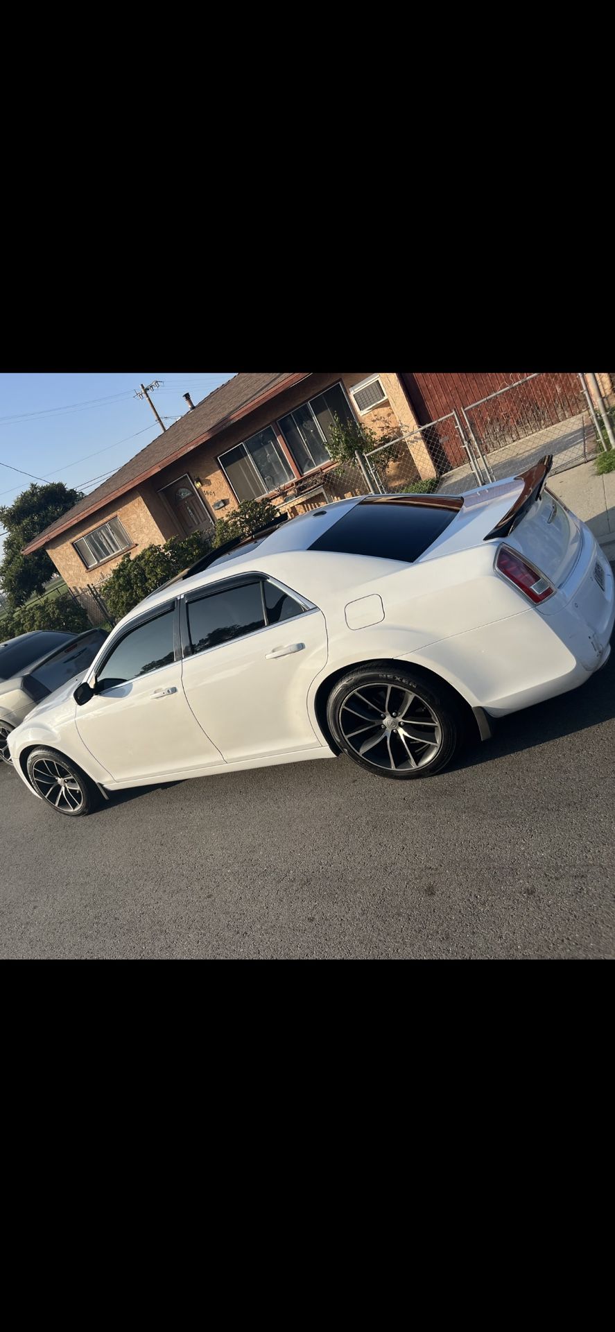 300 Chrysler/ Srt Jeep Srt8 Charger Rt Ram Sierra Tahoe Yukon BMW X6 Lightning Corvette Tbss Benz C300 Amg M3 M4 Accord Single Cab